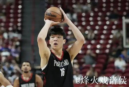 填满数据栏！格兰姆斯全场9投3中，得到10分9篮板4助1断1帽