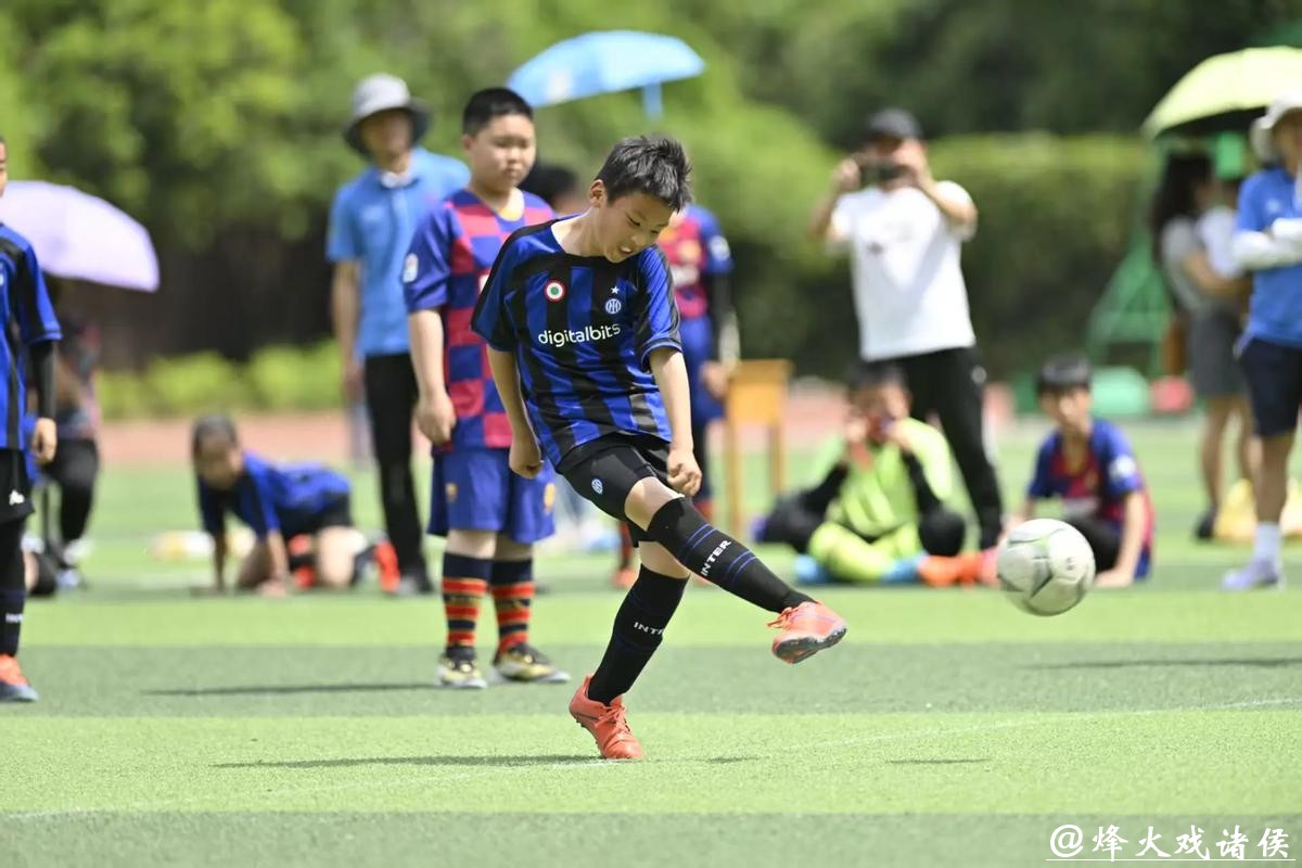 逐梦绿茵场 闯出一片天(县域体育展活力) 逐梦绿茵场 闯出一片天(县域体育展活力)