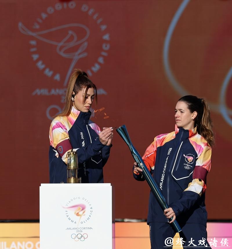 火炬传递冷落运动员?米兰冬奥组委回应 火炬传递冷落运动员?米兰冬奥组委回应